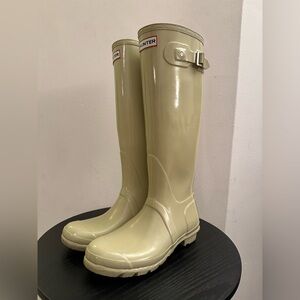 Hunter rain boots